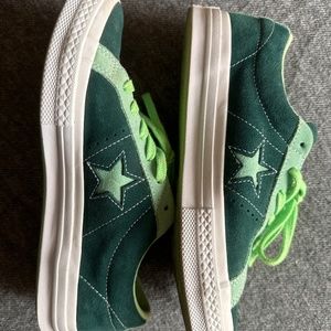 Vintage Green Suede Unisex Converse